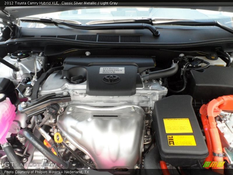Classic Silver Metallic / Light Gray 2012 Toyota Camry Hybrid XLE