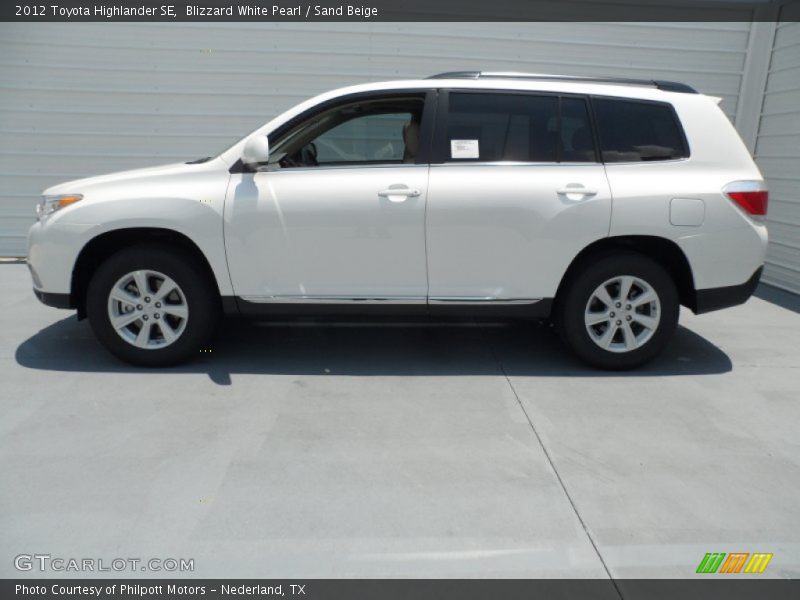 Blizzard White Pearl / Sand Beige 2012 Toyota Highlander SE