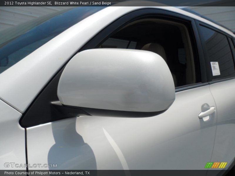 Blizzard White Pearl / Sand Beige 2012 Toyota Highlander SE