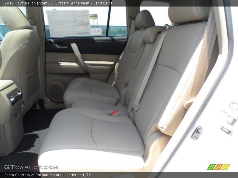 Blizzard White Pearl / Sand Beige 2012 Toyota Highlander SE