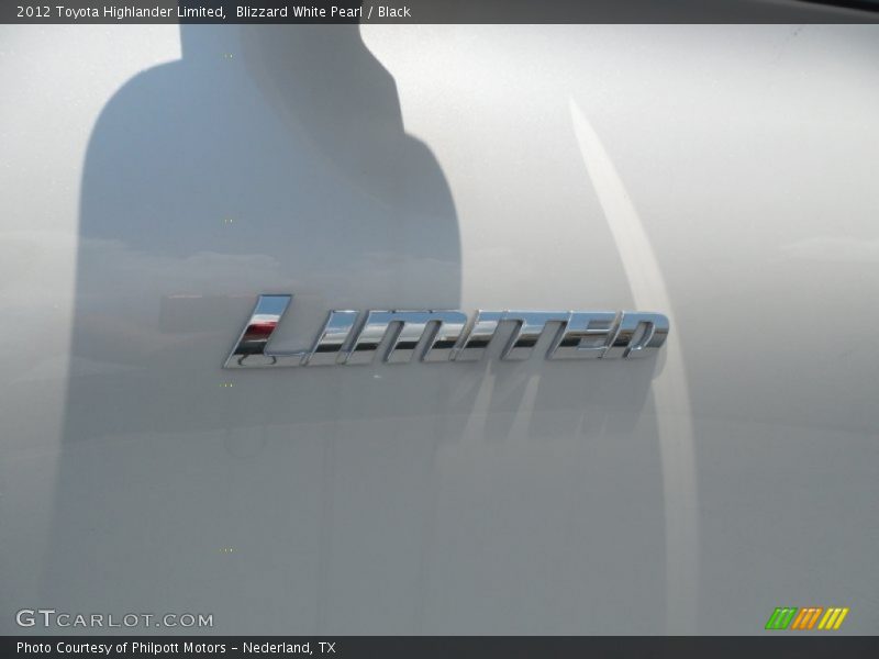 Blizzard White Pearl / Black 2012 Toyota Highlander Limited