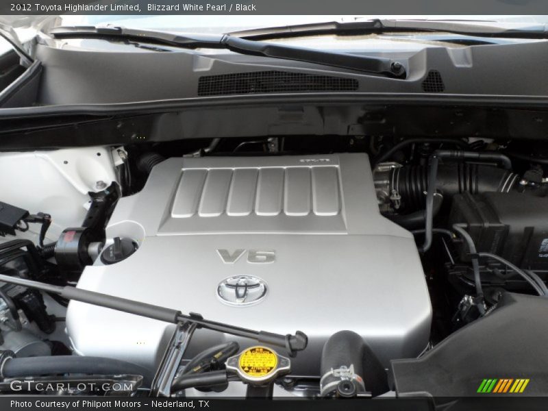Blizzard White Pearl / Black 2012 Toyota Highlander Limited