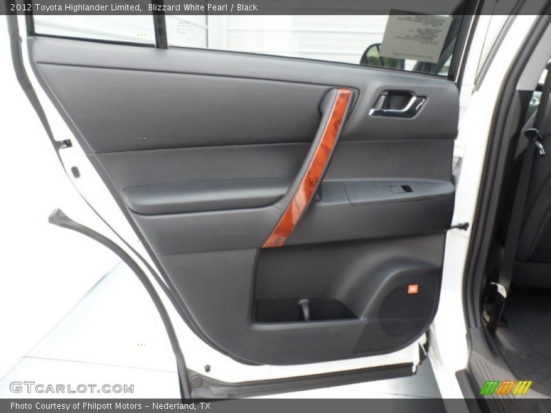 Blizzard White Pearl / Black 2012 Toyota Highlander Limited