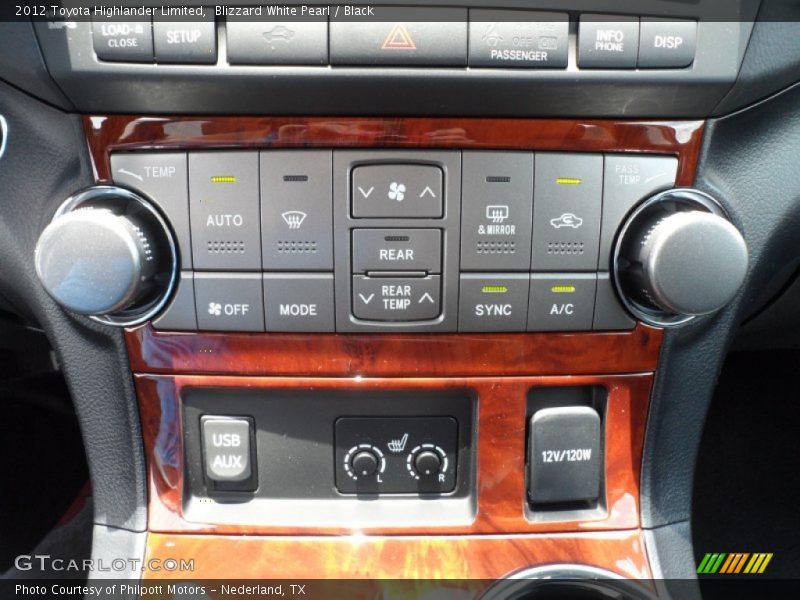 Blizzard White Pearl / Black 2012 Toyota Highlander Limited