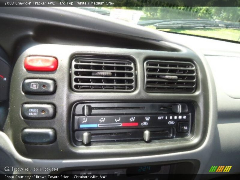 Controls of 2003 Tracker 4WD Hard Top