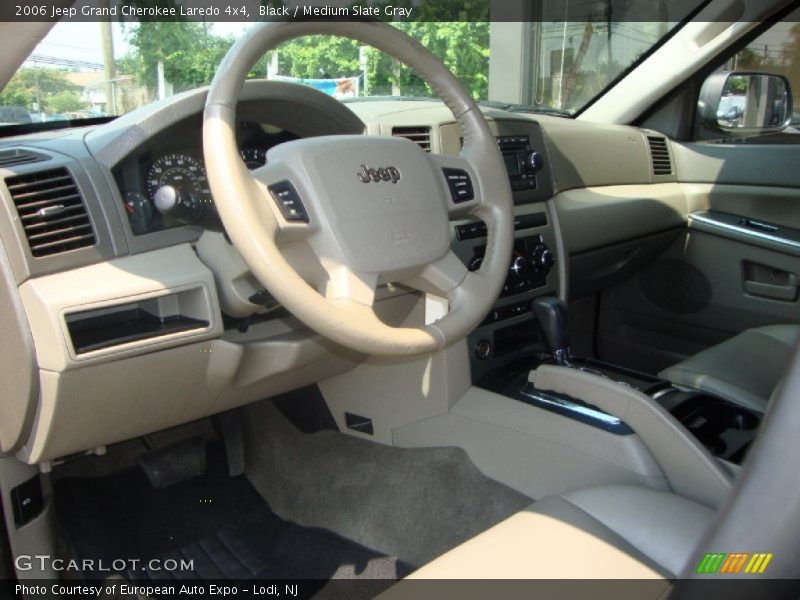 Black / Medium Slate Gray 2006 Jeep Grand Cherokee Laredo 4x4