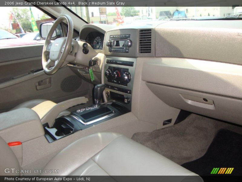 Black / Medium Slate Gray 2006 Jeep Grand Cherokee Laredo 4x4