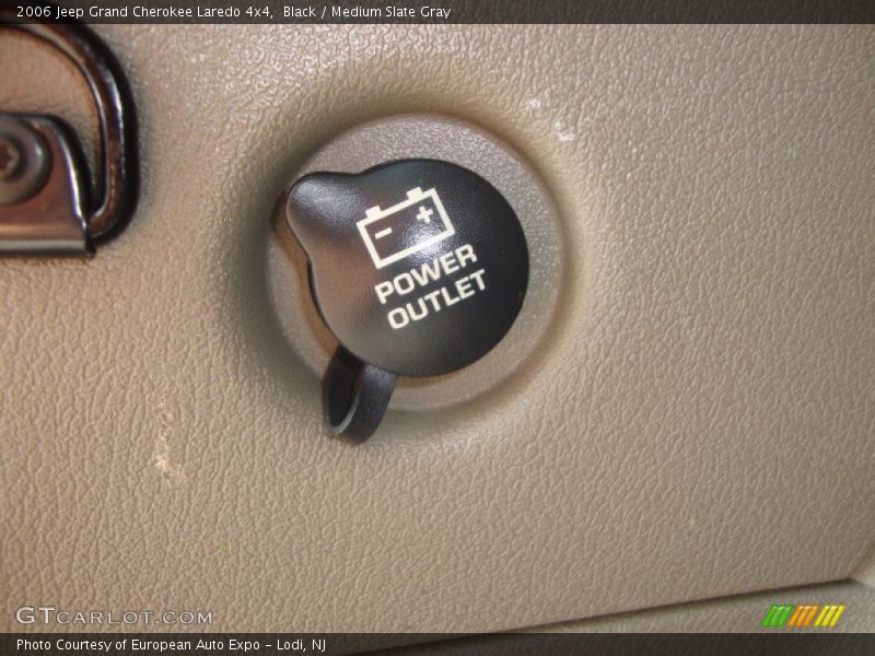 Black / Medium Slate Gray 2006 Jeep Grand Cherokee Laredo 4x4