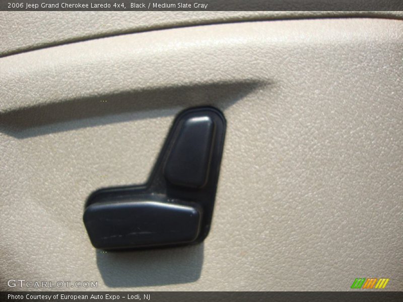 Black / Medium Slate Gray 2006 Jeep Grand Cherokee Laredo 4x4