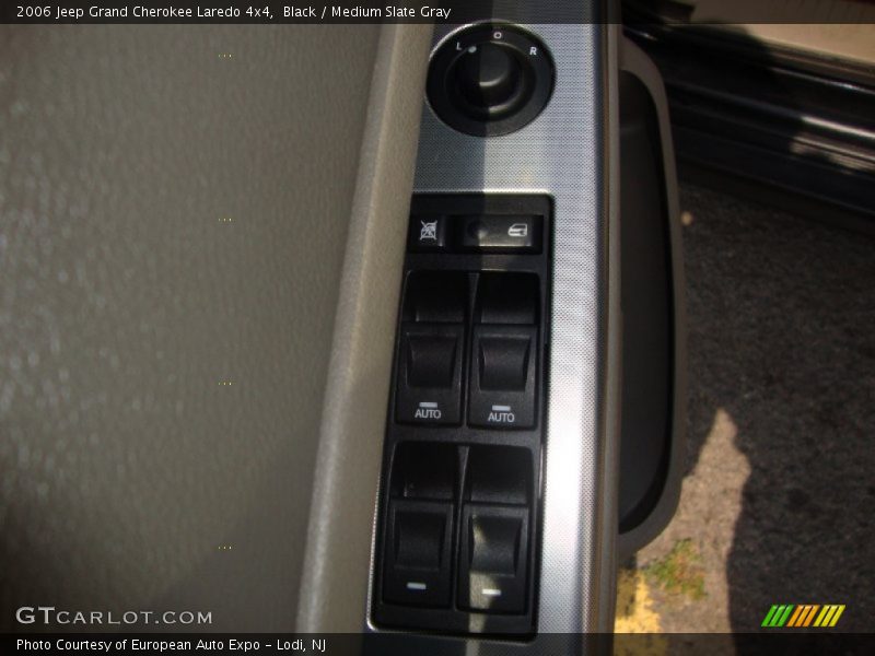 Black / Medium Slate Gray 2006 Jeep Grand Cherokee Laredo 4x4