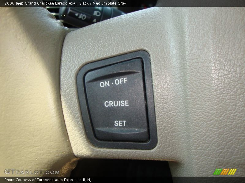 Black / Medium Slate Gray 2006 Jeep Grand Cherokee Laredo 4x4