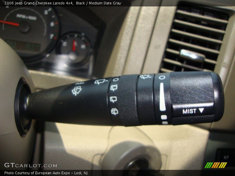 Black / Medium Slate Gray 2006 Jeep Grand Cherokee Laredo 4x4