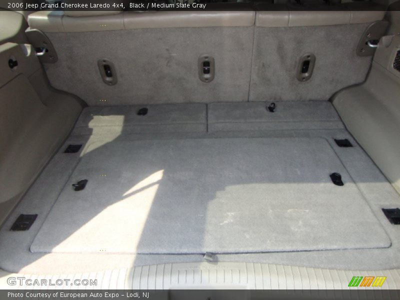 Black / Medium Slate Gray 2006 Jeep Grand Cherokee Laredo 4x4