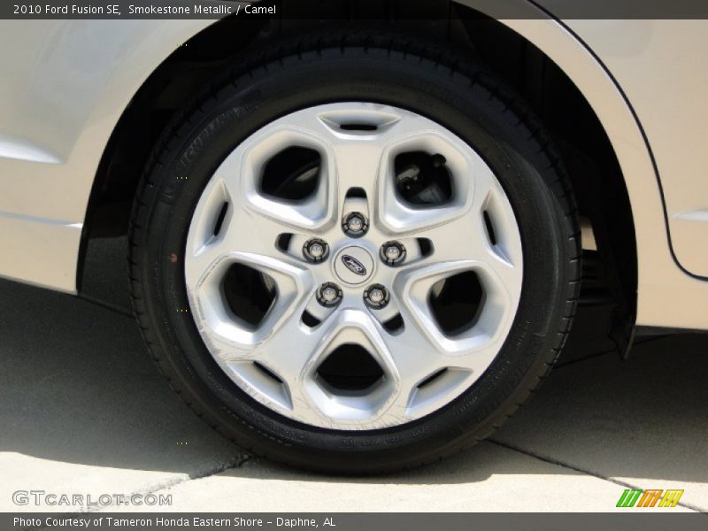Smokestone Metallic / Camel 2010 Ford Fusion SE
