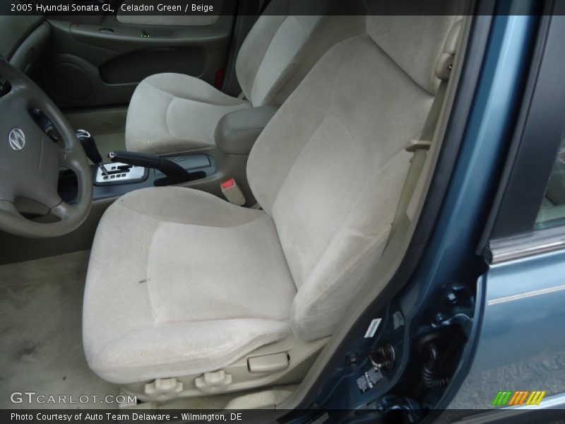Celadon Green / Beige 2005 Hyundai Sonata GL