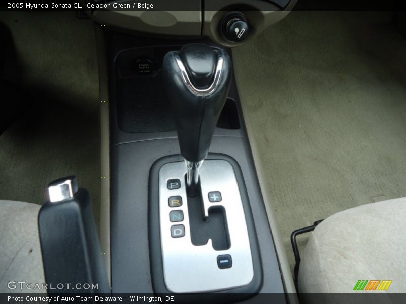Celadon Green / Beige 2005 Hyundai Sonata GL
