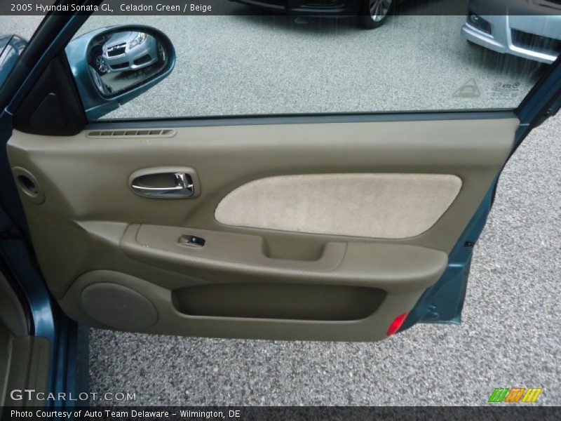 Celadon Green / Beige 2005 Hyundai Sonata GL