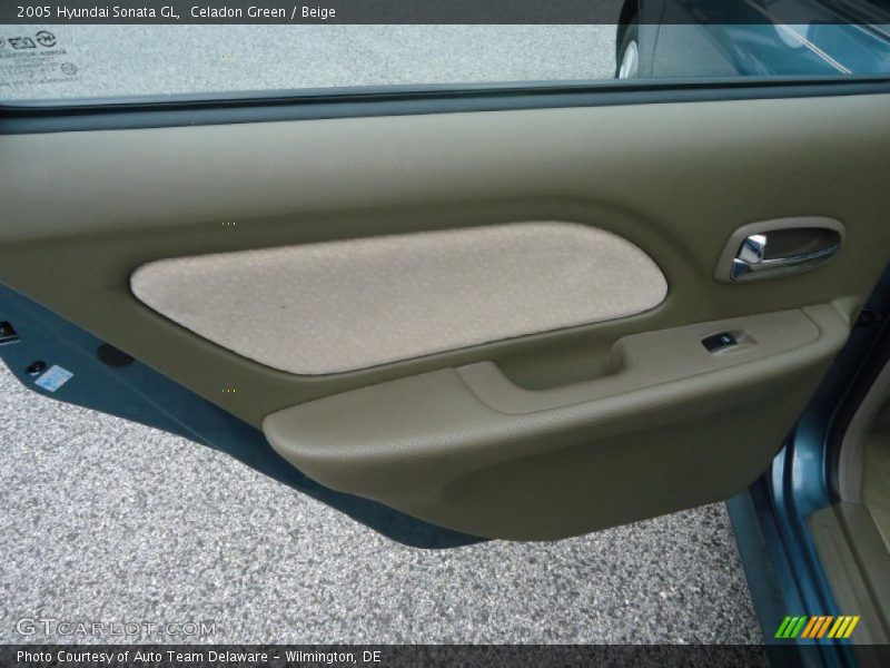 Celadon Green / Beige 2005 Hyundai Sonata GL