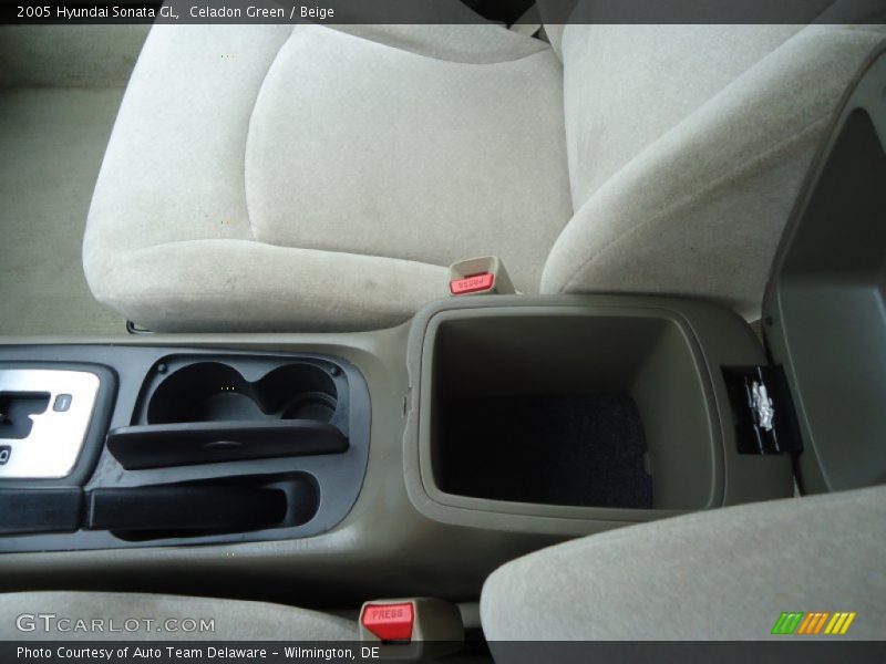Celadon Green / Beige 2005 Hyundai Sonata GL