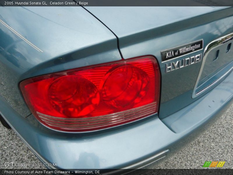 Celadon Green / Beige 2005 Hyundai Sonata GL