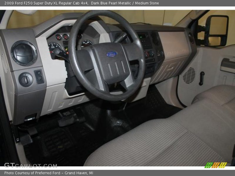 Dark Blue Pearl Metallic / Medium Stone 2009 Ford F250 Super Duty XL Regular Cab 4x4
