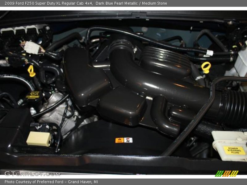 Dark Blue Pearl Metallic / Medium Stone 2009 Ford F250 Super Duty XL Regular Cab 4x4
