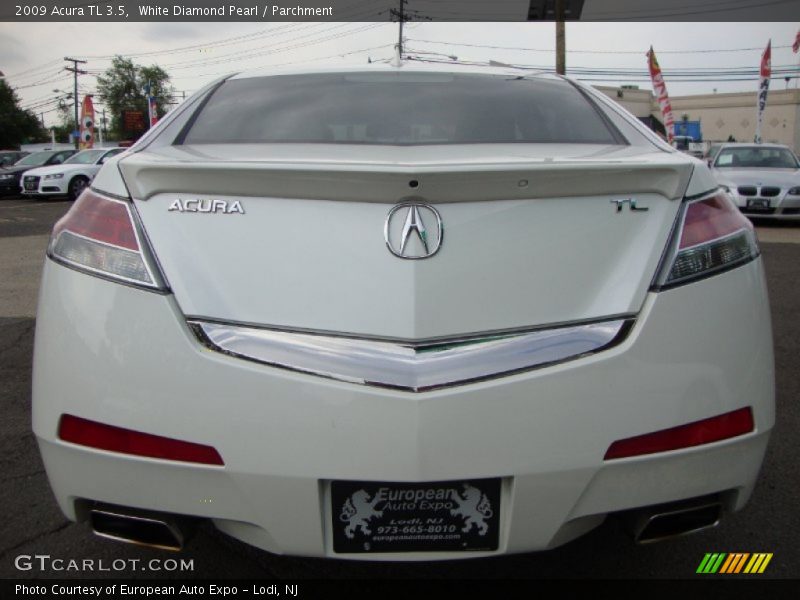 White Diamond Pearl / Parchment 2009 Acura TL 3.5