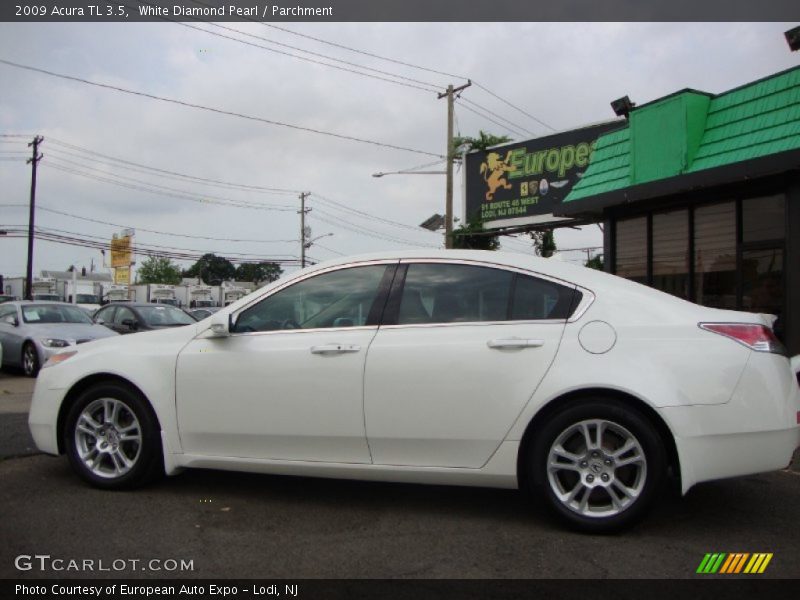 White Diamond Pearl / Parchment 2009 Acura TL 3.5