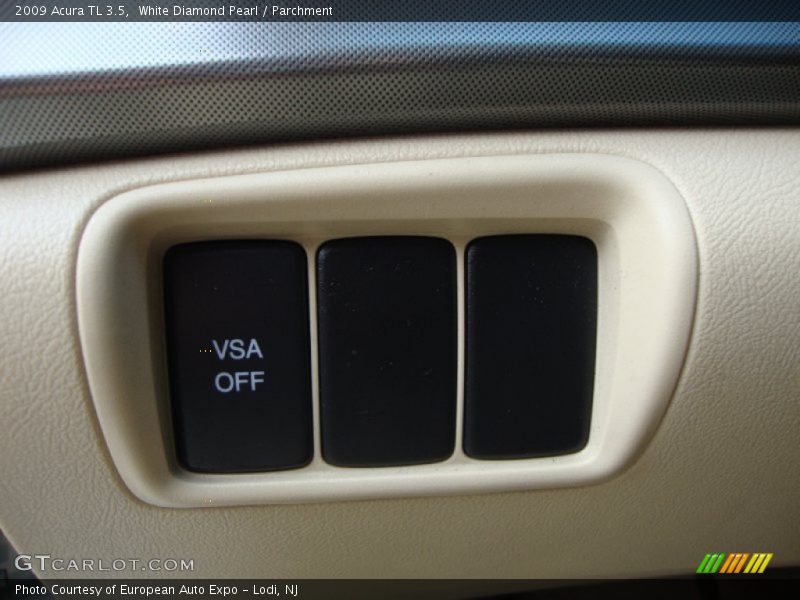 White Diamond Pearl / Parchment 2009 Acura TL 3.5