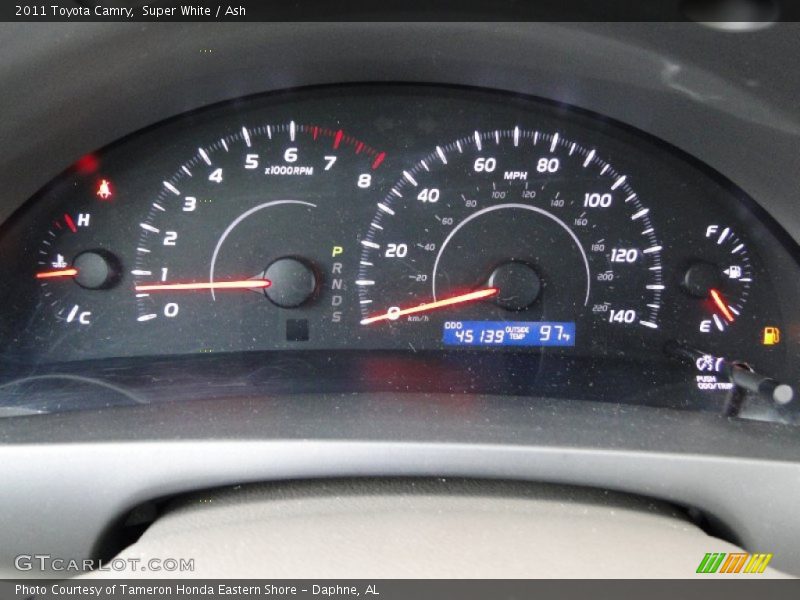 Super White / Ash 2011 Toyota Camry