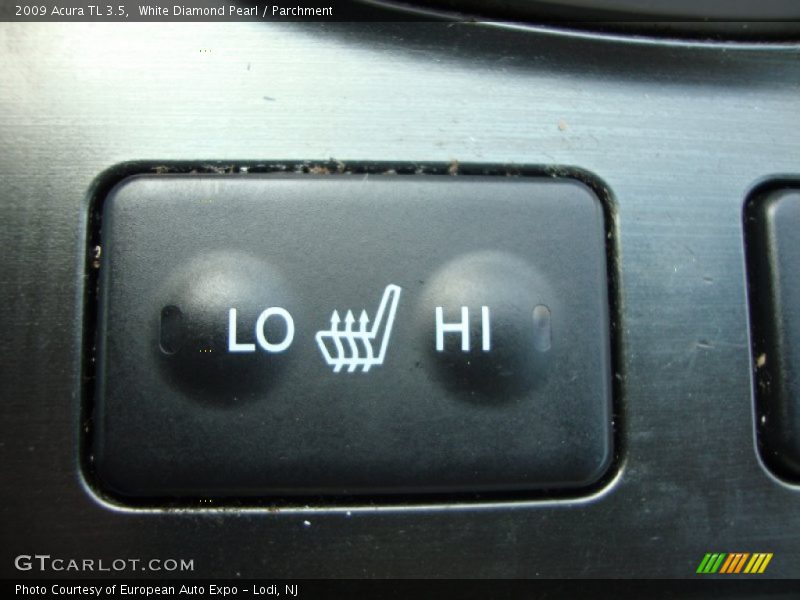 White Diamond Pearl / Parchment 2009 Acura TL 3.5