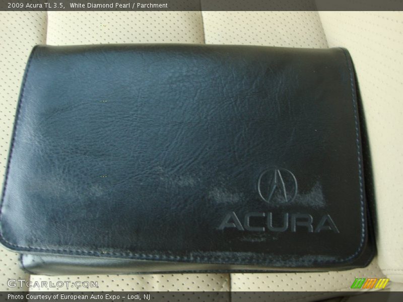 White Diamond Pearl / Parchment 2009 Acura TL 3.5