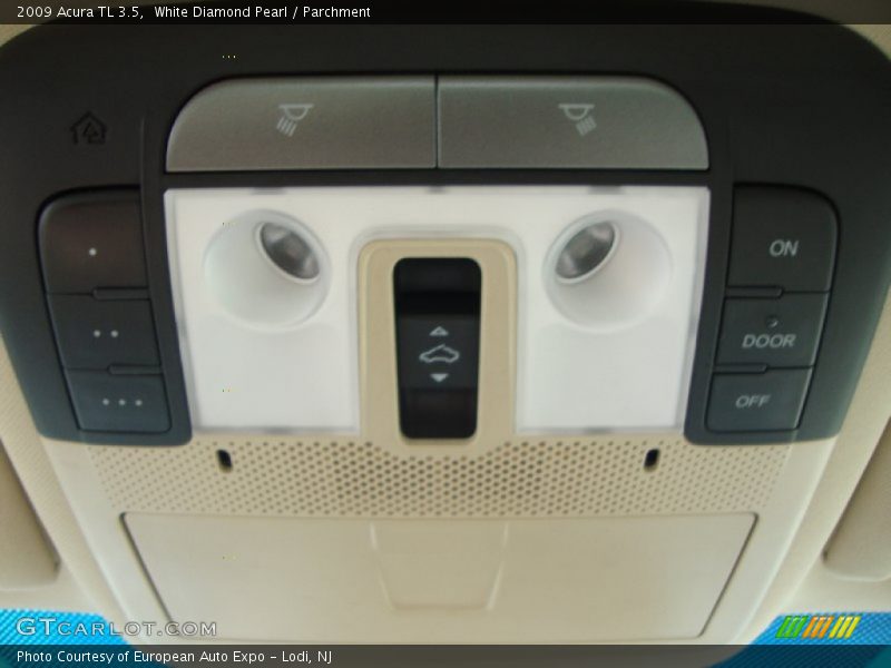 White Diamond Pearl / Parchment 2009 Acura TL 3.5