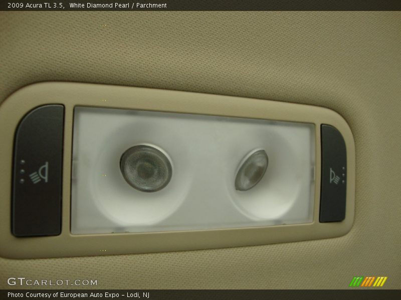 White Diamond Pearl / Parchment 2009 Acura TL 3.5