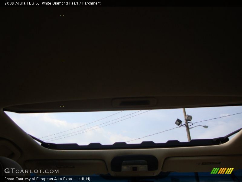 White Diamond Pearl / Parchment 2009 Acura TL 3.5