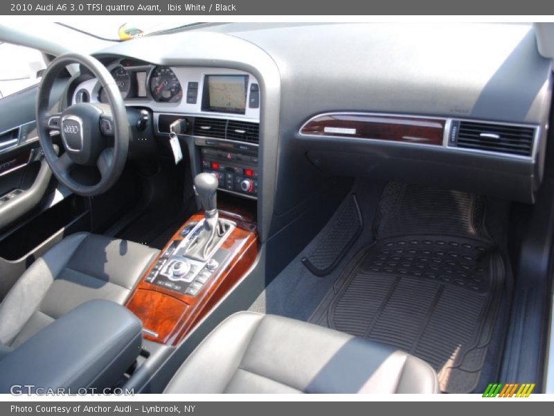 Dashboard of 2010 A6 3.0 TFSI quattro Avant
