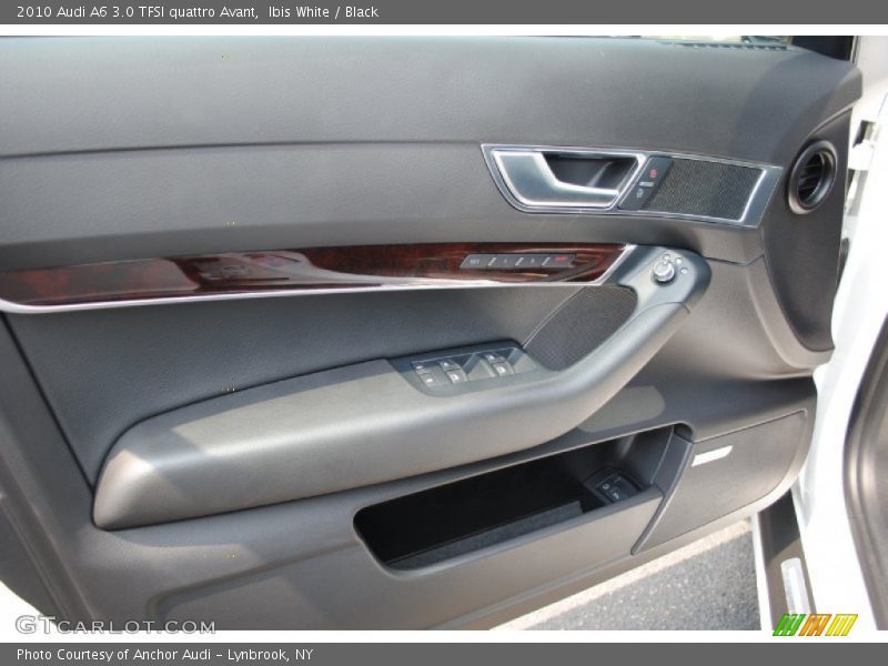 Door Panel of 2010 A6 3.0 TFSI quattro Avant