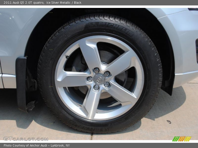 Ice Silver Metallic / Black 2011 Audi Q5 2.0T quattro