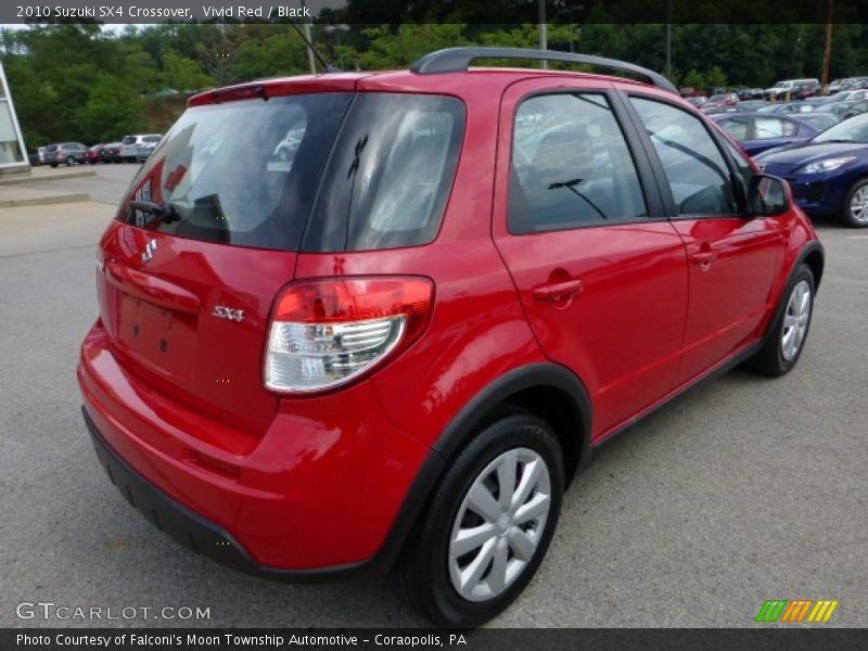 Vivid Red / Black 2010 Suzuki SX4 Crossover