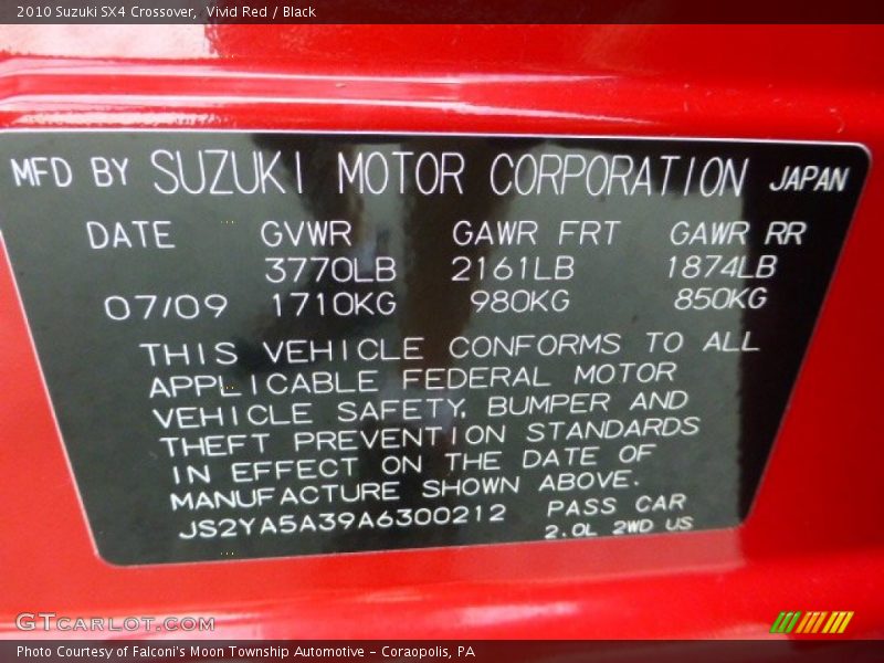 Vivid Red / Black 2010 Suzuki SX4 Crossover
