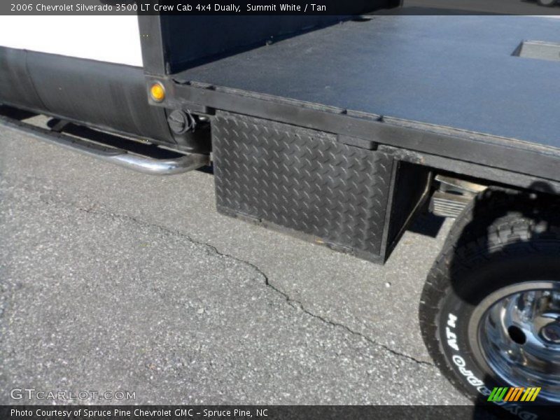 Summit White / Tan 2006 Chevrolet Silverado 3500 LT Crew Cab 4x4 Dually