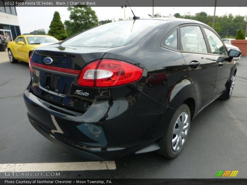 Black / Charcoal Black 2012 Ford Fiesta SE Sedan