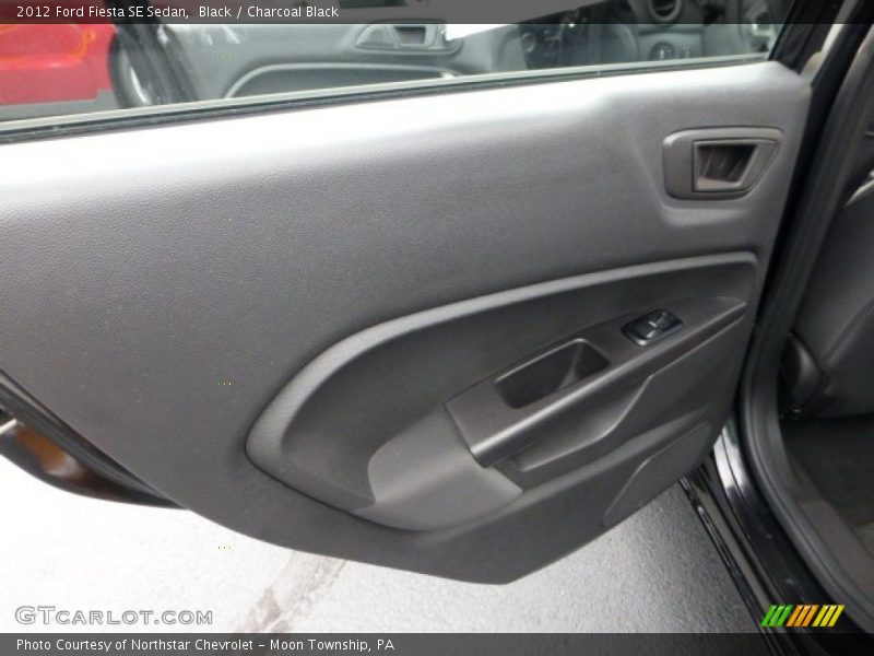 Black / Charcoal Black 2012 Ford Fiesta SE Sedan