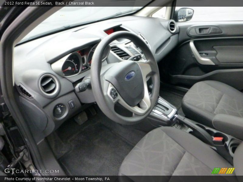 Black / Charcoal Black 2012 Ford Fiesta SE Sedan