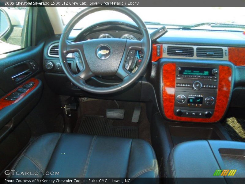 Dashboard of 2009 Silverado 1500 LTZ Crew Cab