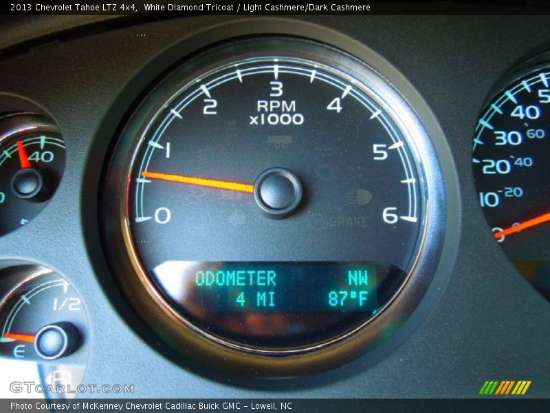 White Diamond Tricoat / Light Cashmere/Dark Cashmere 2013 Chevrolet Tahoe LTZ 4x4
