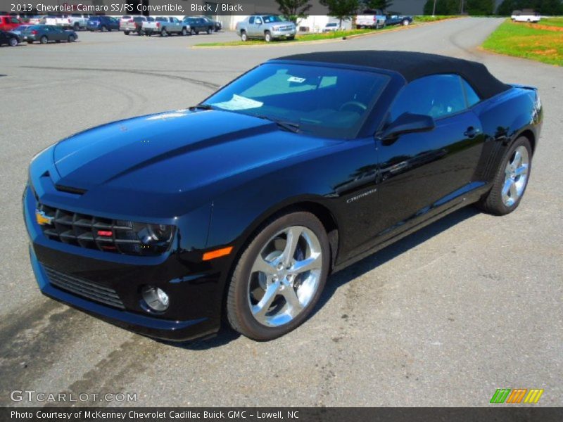 Front 3/4 View of 2013 Camaro SS/RS Convertible