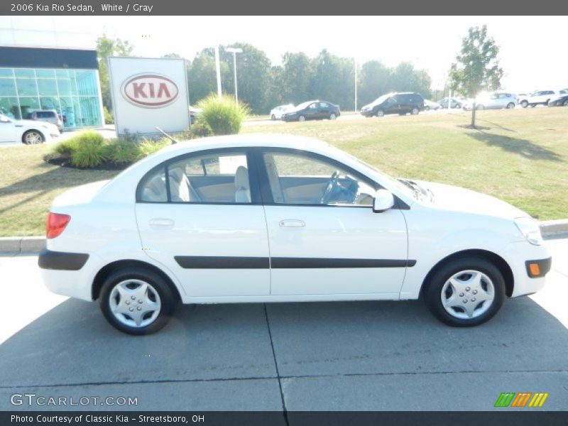 White / Gray 2006 Kia Rio Sedan