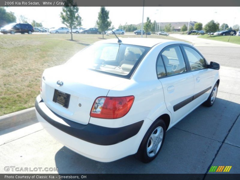 White / Gray 2006 Kia Rio Sedan