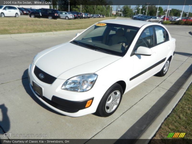 White / Gray 2006 Kia Rio Sedan